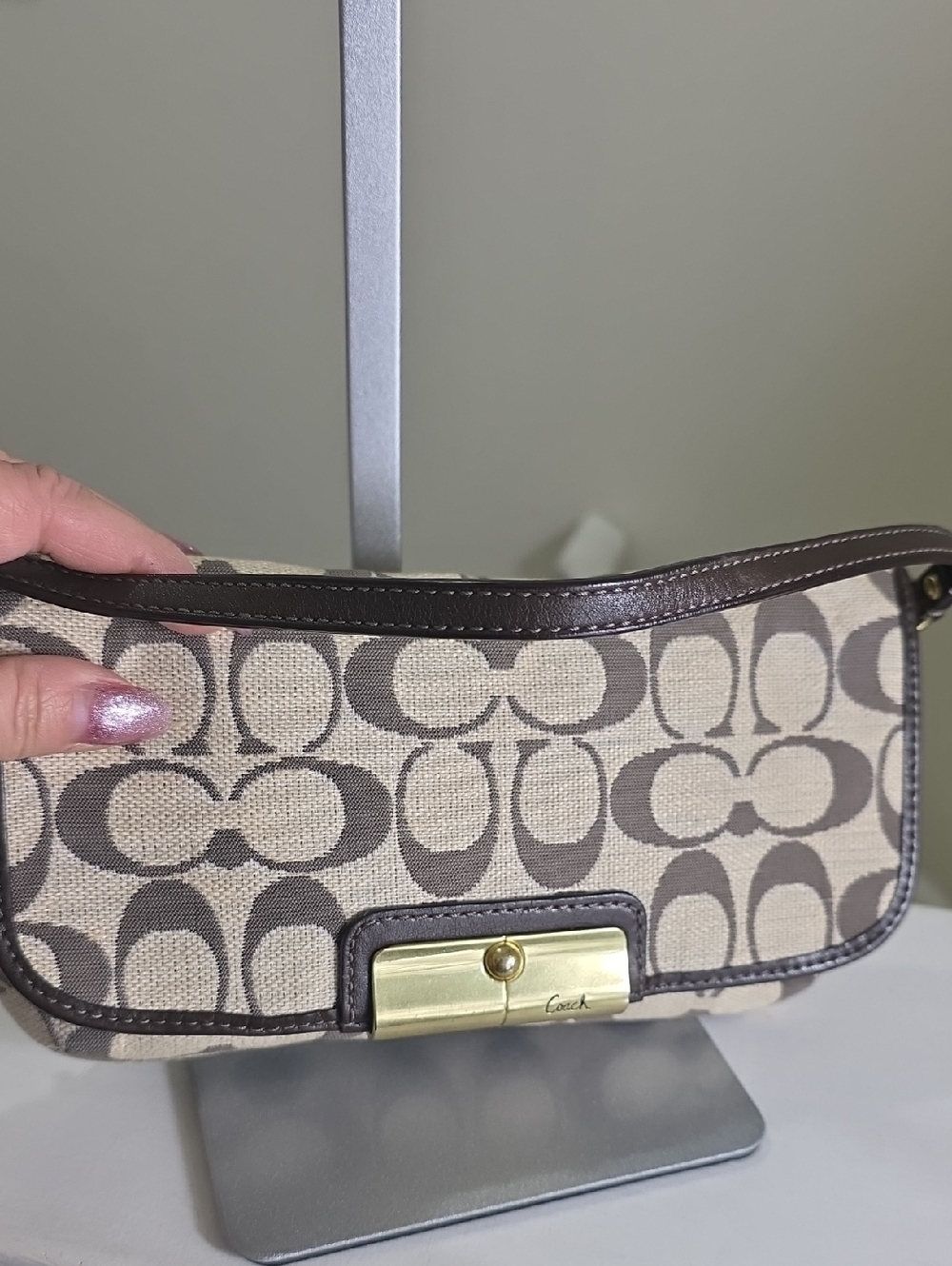 COACH Kristin Signature Fabric/Mahogony Leather Trim Large Wristlet/Minibag EUC - Picture 6 of 16